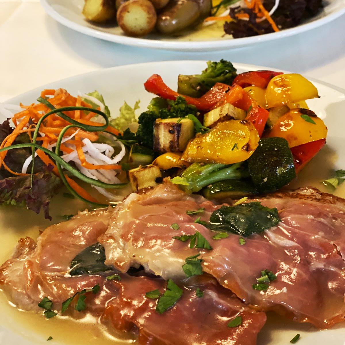 E La Vita Ristorante Pizzeria Stuttgart Weilimdorf Quad Carne